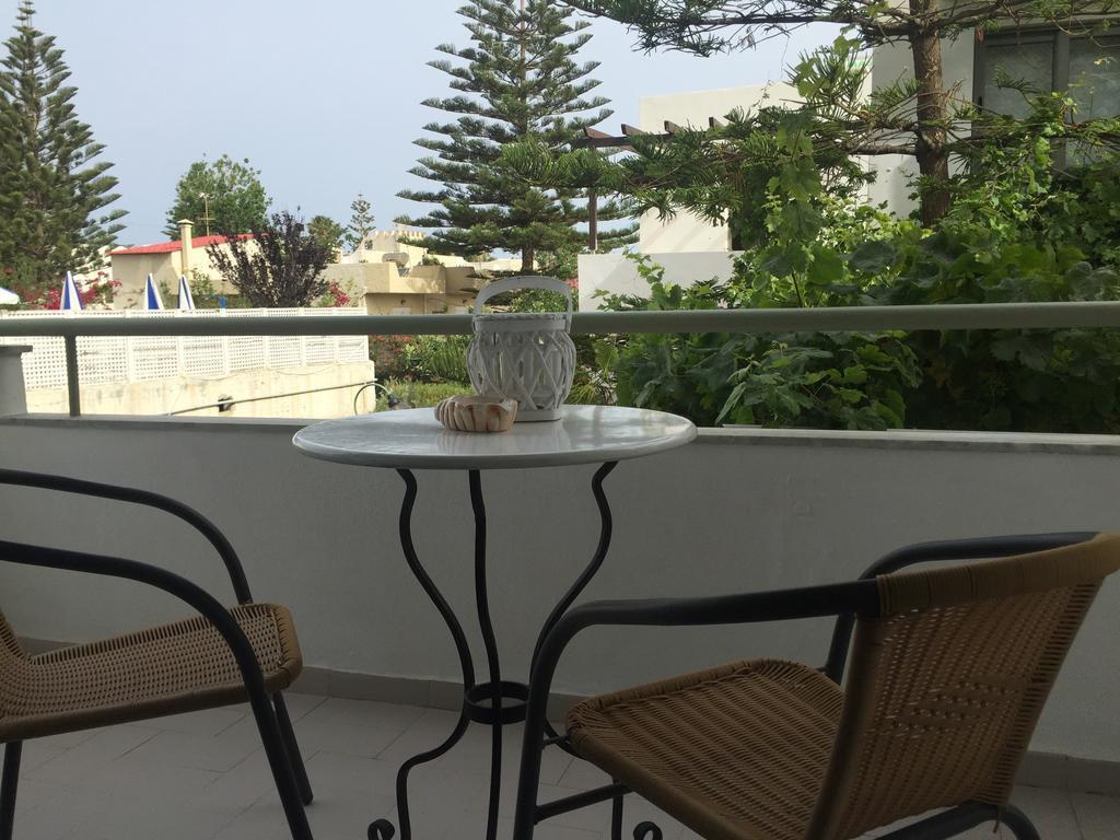 Oleander Daire Platanes  Dış mekan fotoğraf